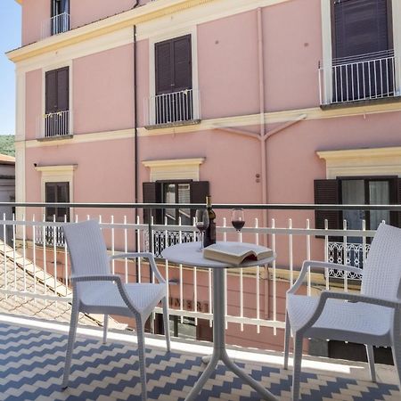 Neva Suites Massa Lubrense Sorrento Coast Екстериор снимка